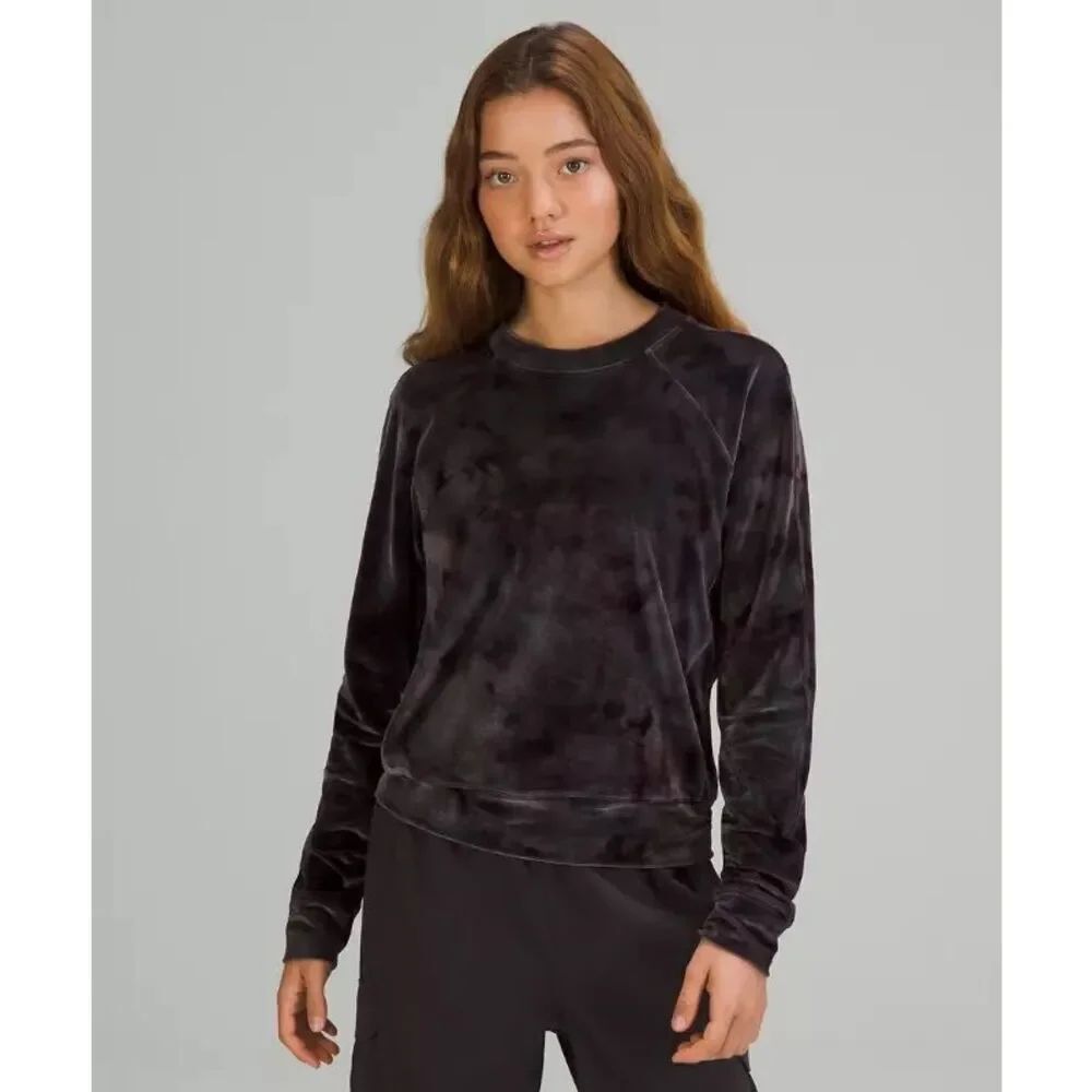 Lululemon Purple Velour sweater pullover size 4